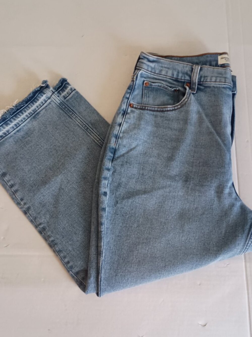 Abercrombie & Fitch Ankle Straight Jeans Ultra High Rise Light Wash Sz 14L (32W) - Picture 16 of 16